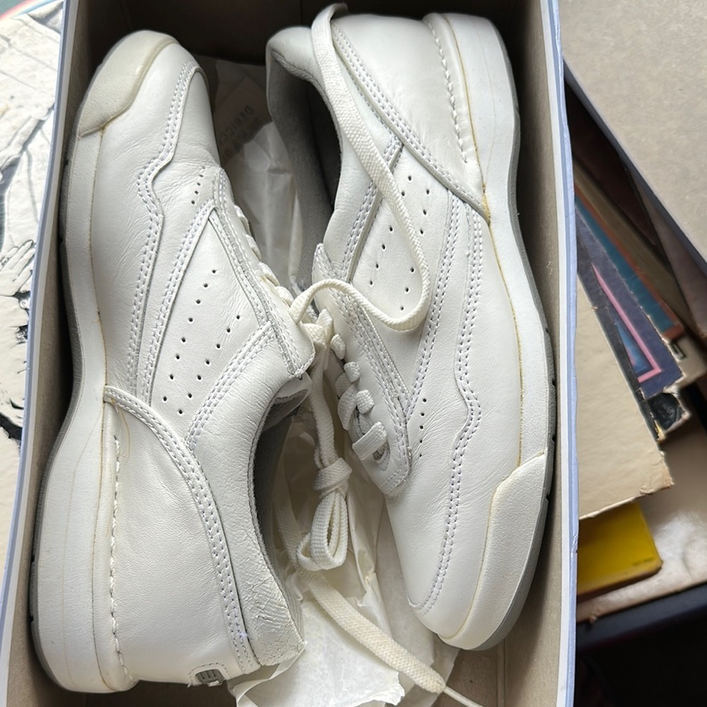 Rockport tennis shoes 6